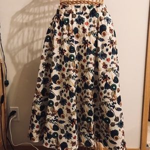 House of Bruar 🏡 Flowers and Fruits Skirt